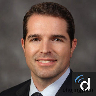 美国治疗骶管囊肿Avery Buchholz医生